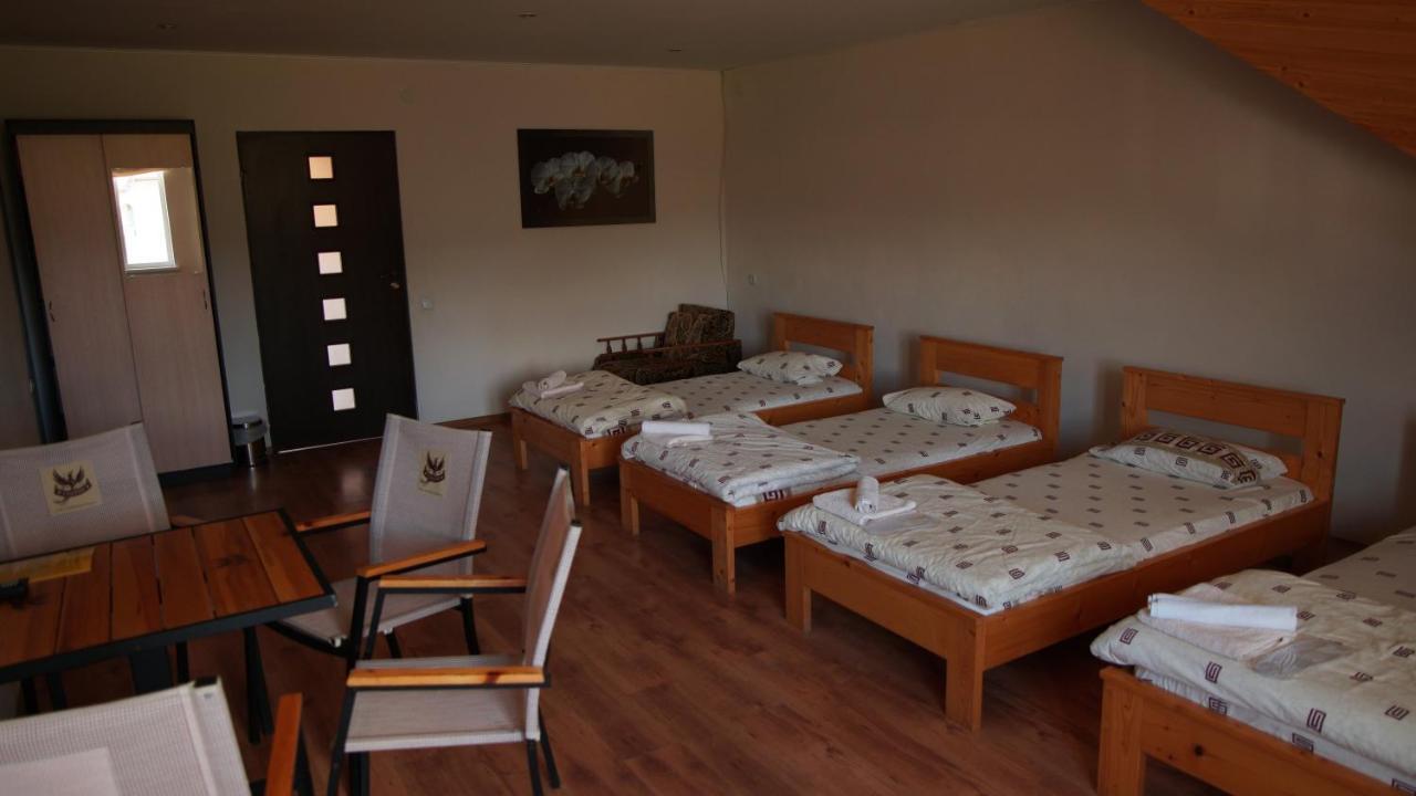U Dvori Hotell Podgorodtsij Eksteriør bilde